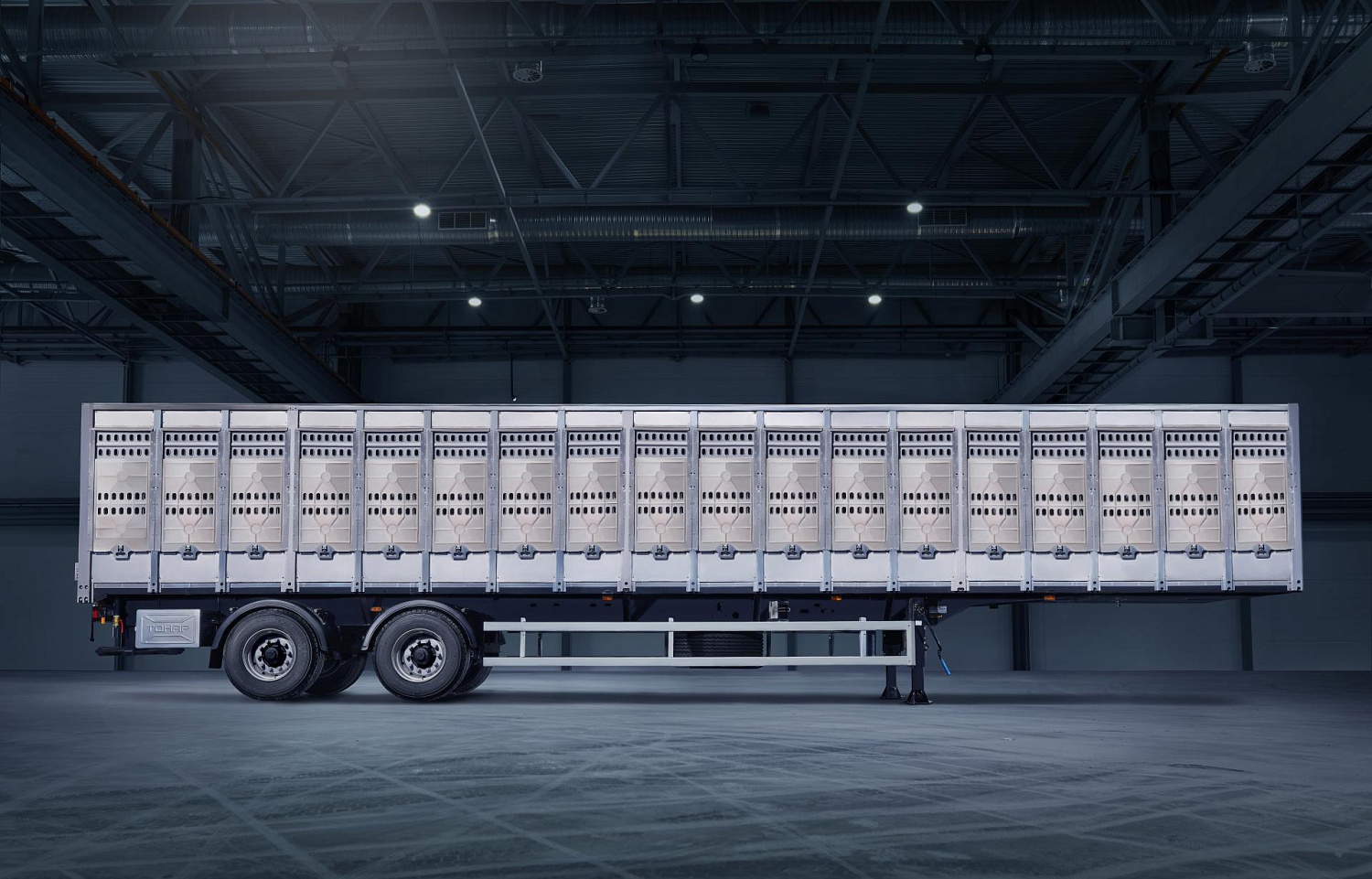 Тонар-98262 для перевозки скота